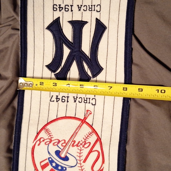 New York Yankees Banner - Picture 8 of 8
